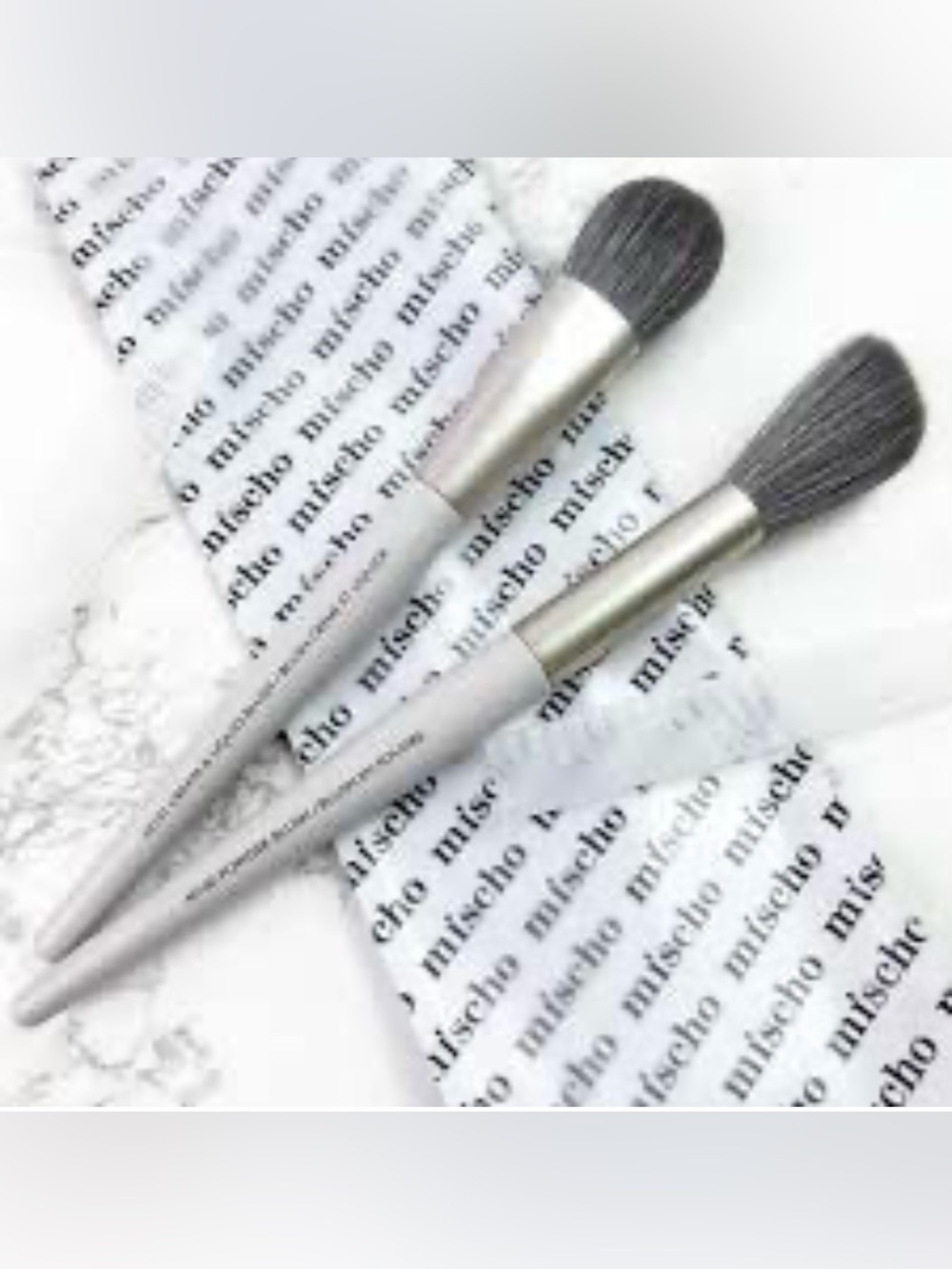 Mischo Makeup Brush Set - Picture 2 of 2